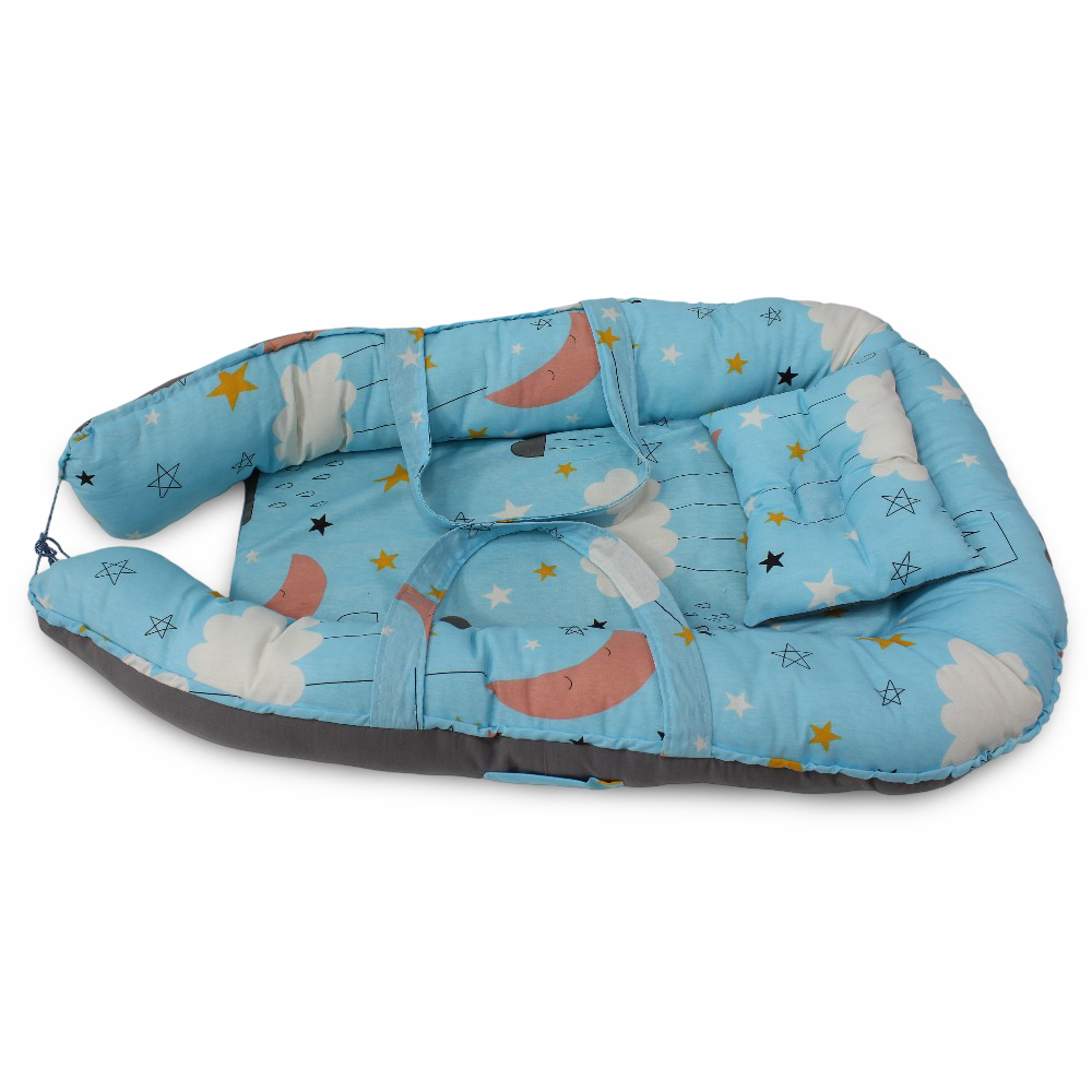 Baby Nest – Light Blue with Clouds