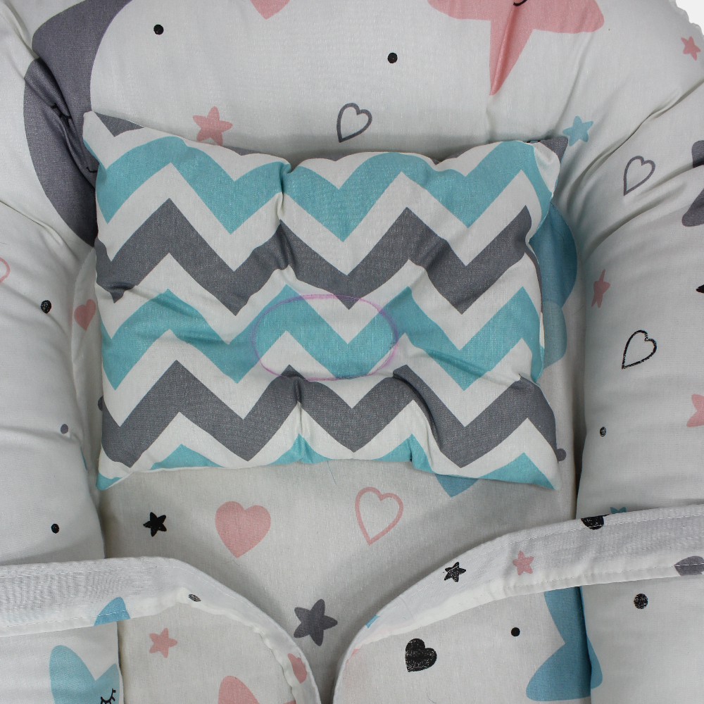 Baby Nest – Light Blue with Zigzags