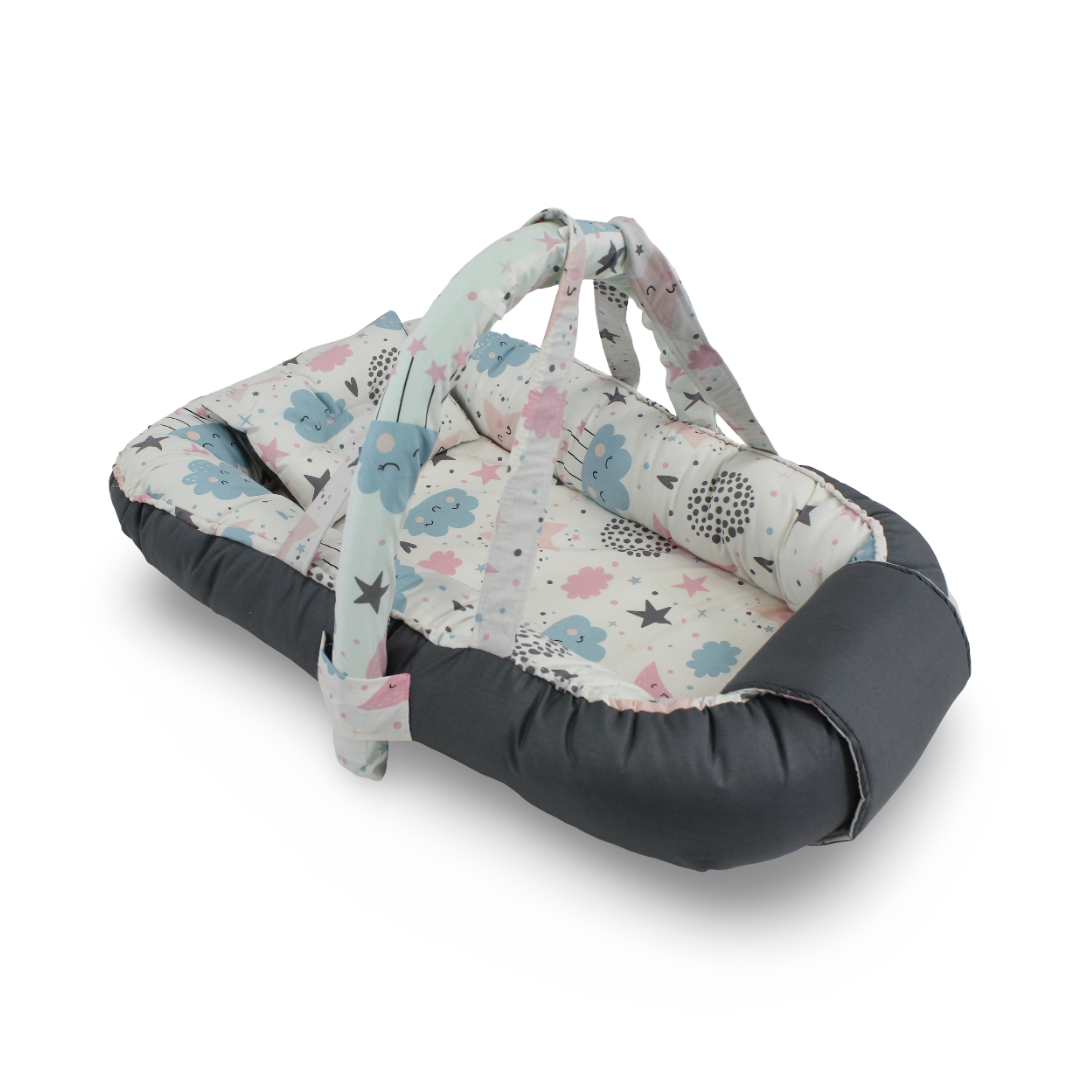 Cotton Baby Nest – Off-White & Dark Grey with Stars Print