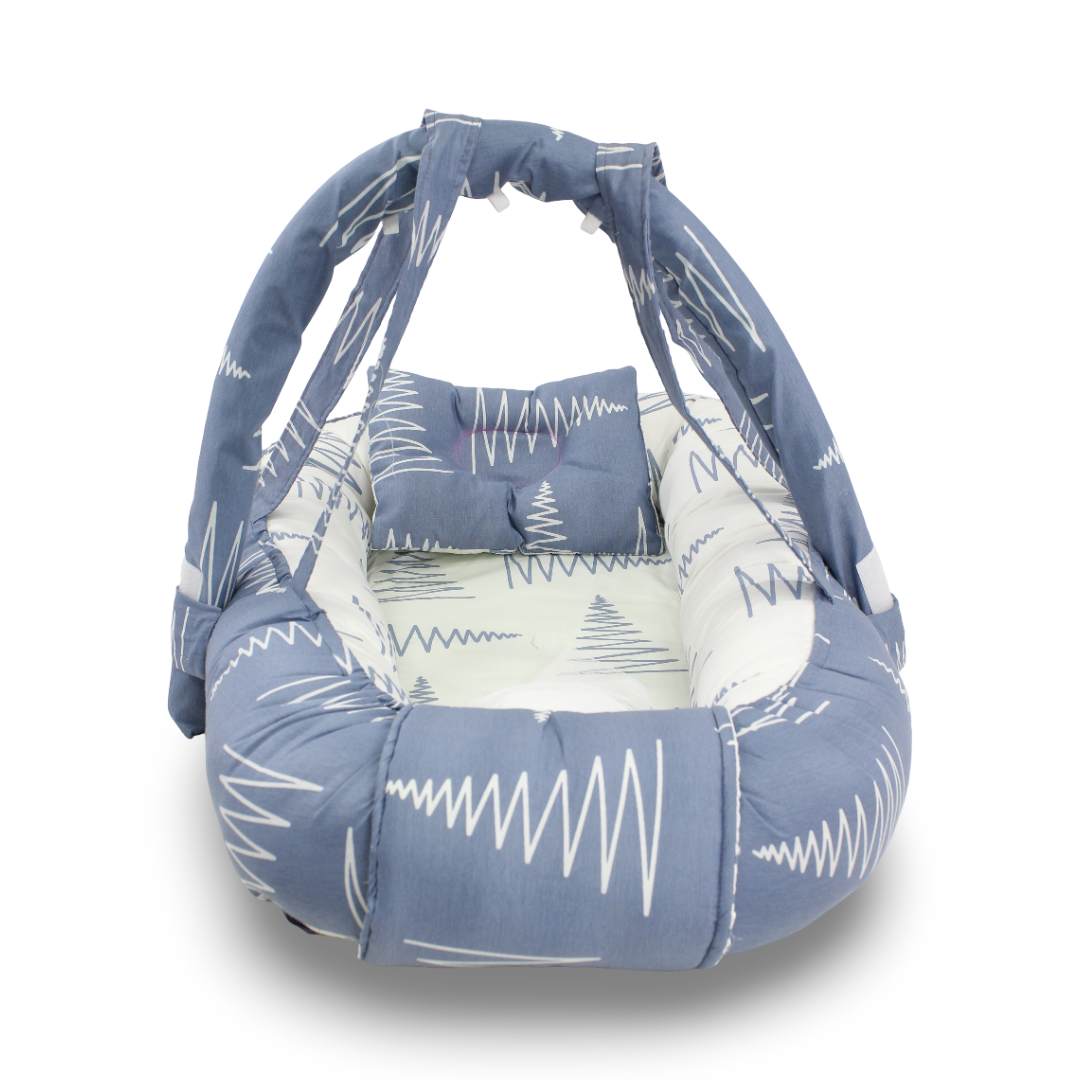 Cotton Baby Nest – Off-White & Petrol Blue