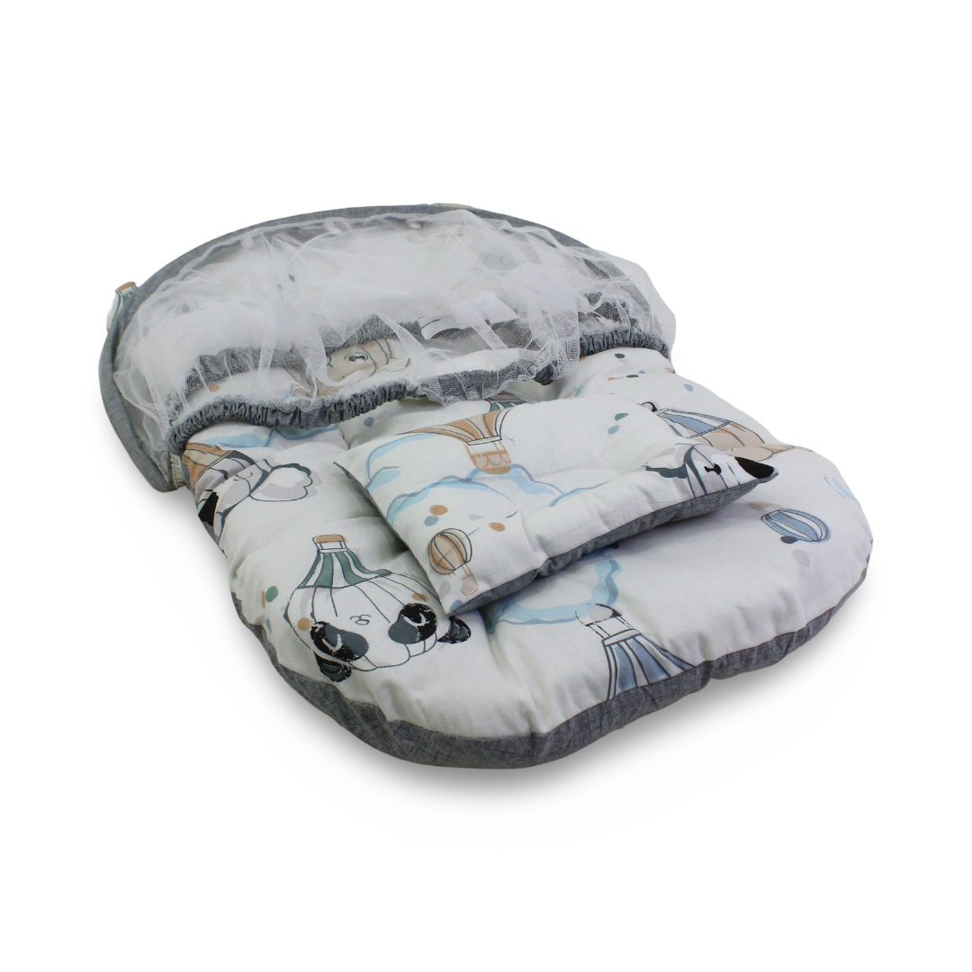 Cotton Mosquito Net – Off-White with Hot Air Balloon Print