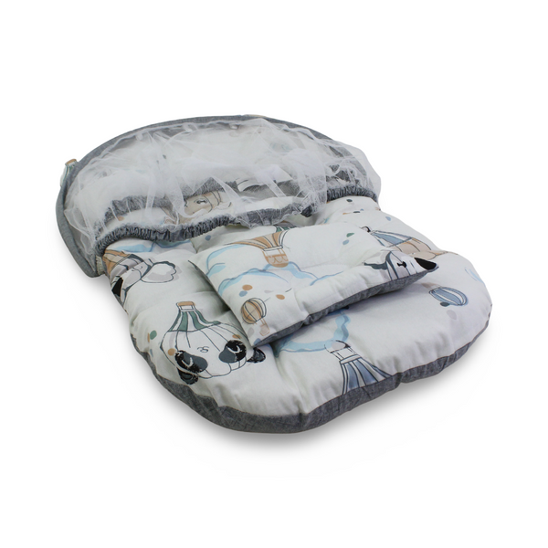 Cotton Mosquito Net – Off-White with Hot Air Balloon Print