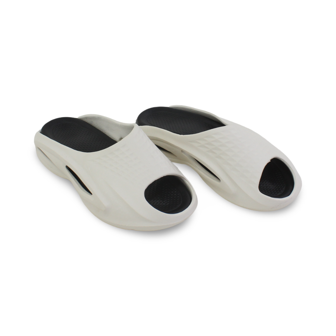 Girls Rubber Slippers – Off-White - Clothing - Egypt Gulf