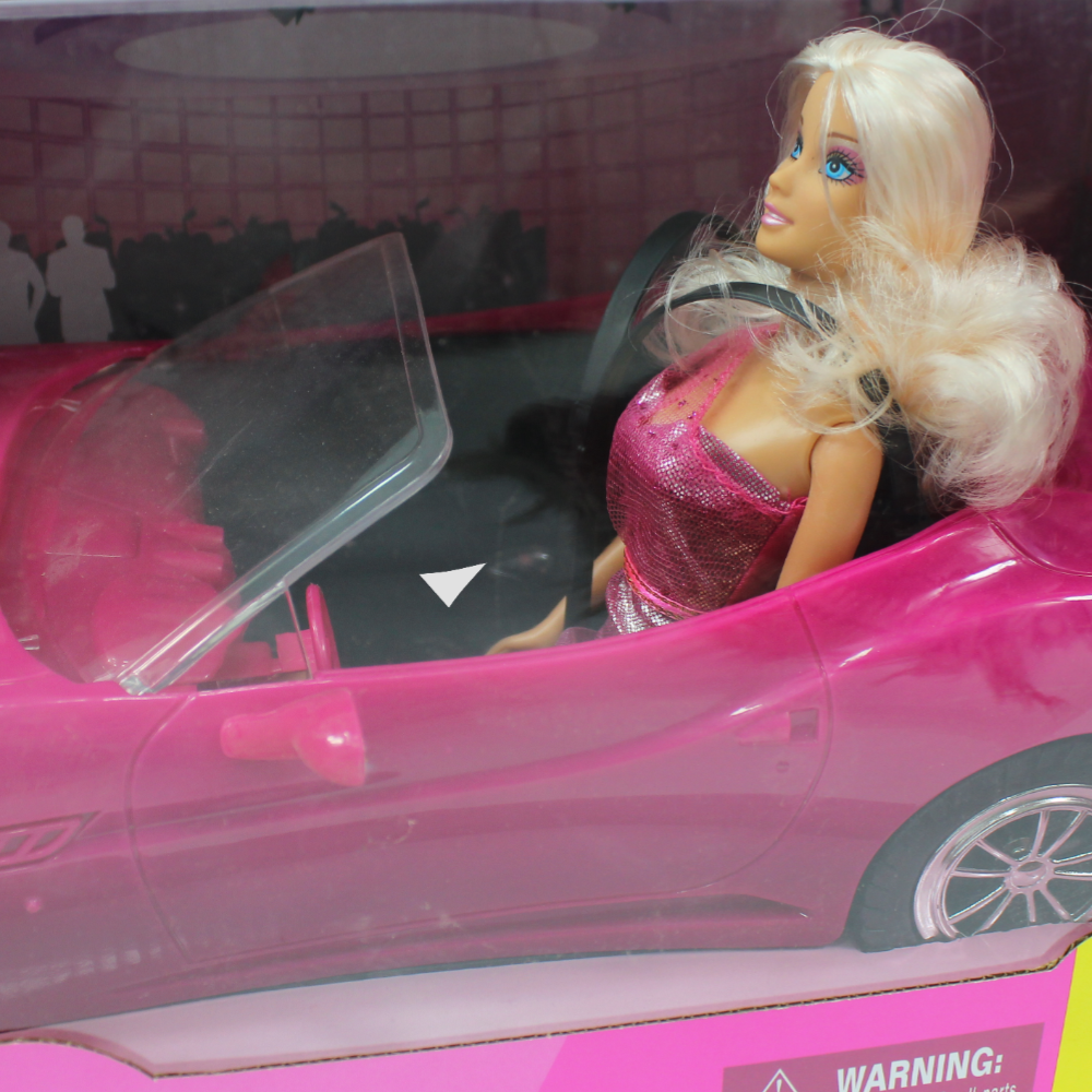 Misil Doll with Convertible Car
