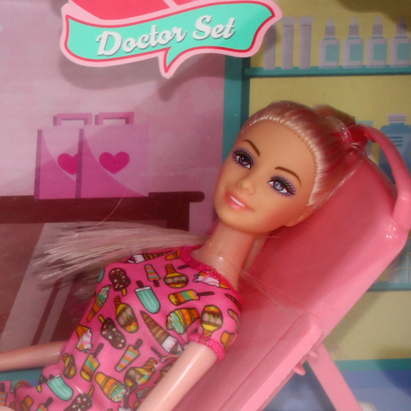 Defa Lucy Doctor's Kit Doll