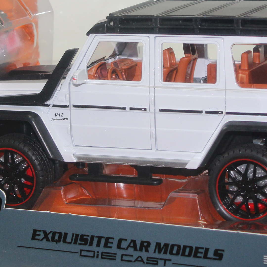 HCF 1:22 Scale Remote Control Mercedes-Benz G-Class Car – White