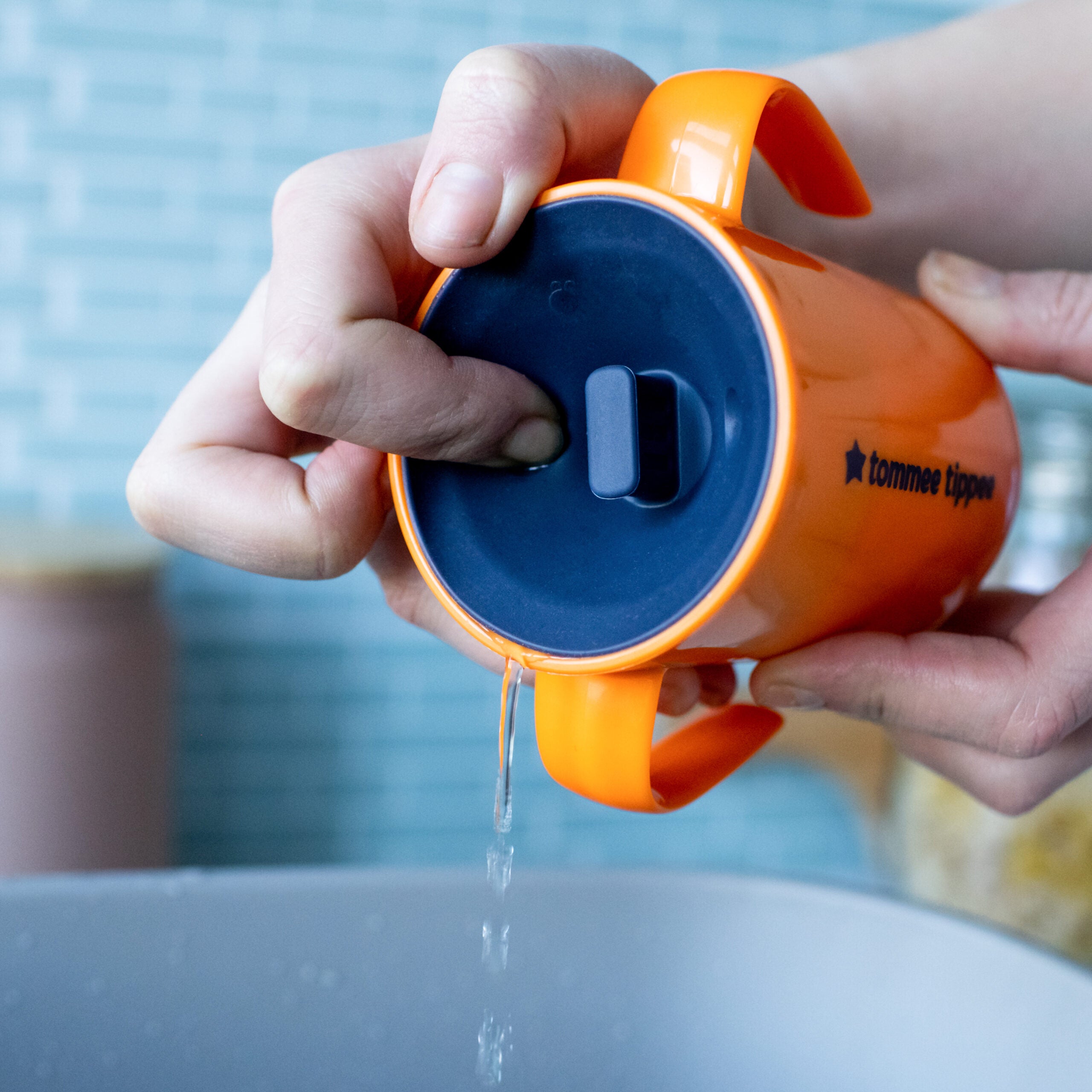 Easiflow 360° Non-Spill Cup – Red