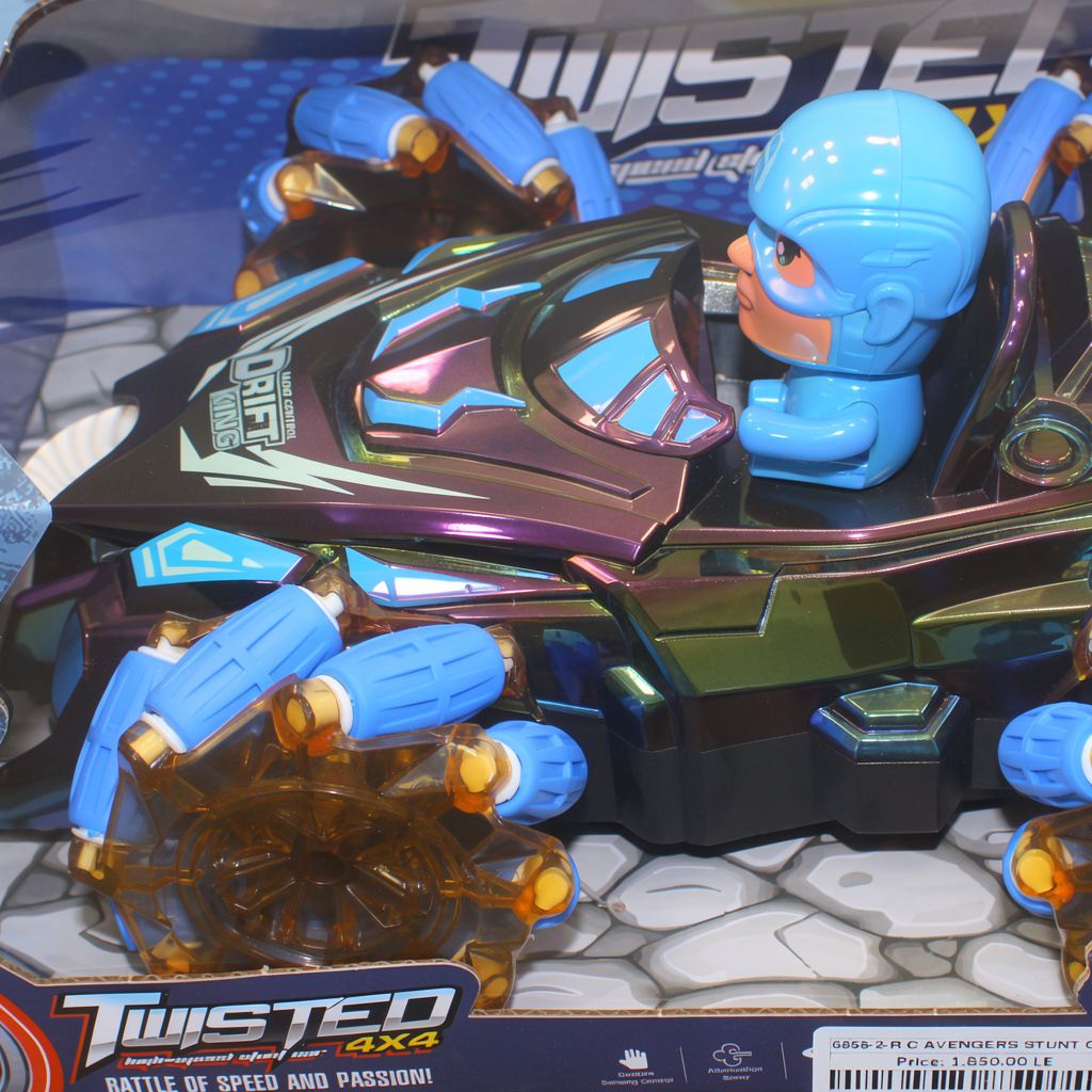 Captain America Twisted Stunt Drift 360° RC Car