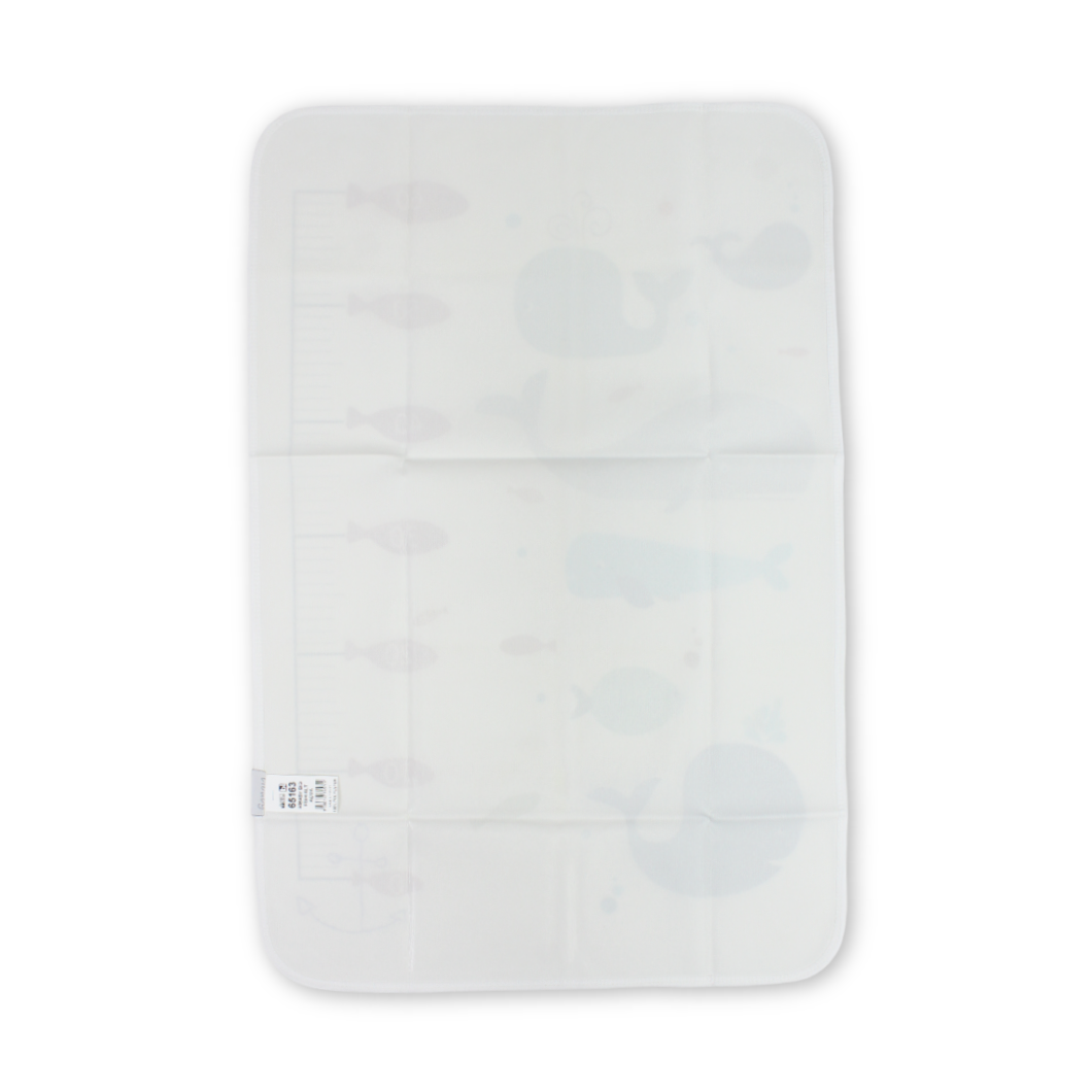 Waterproof Baby Changing Mat – Off-White with Fish Print
