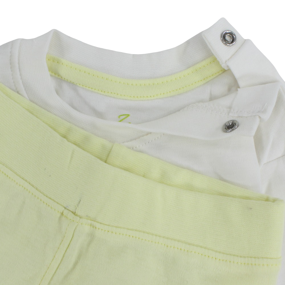 Unisex Baby Cotton Pajama Set – Off-White/Yellow with Giraffe Sesign