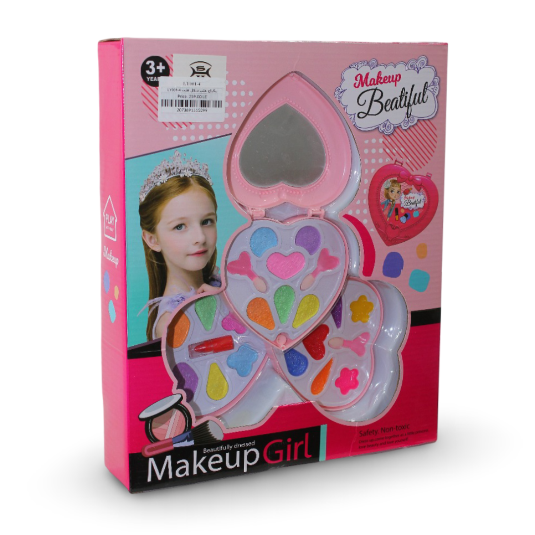 Beautiful Heart-Shaped Make-Up Set