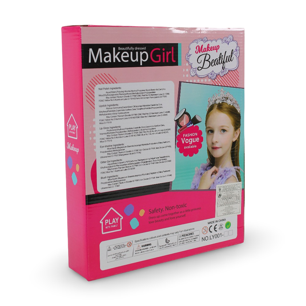 Beautiful Heart-Shaped Make-Up Set