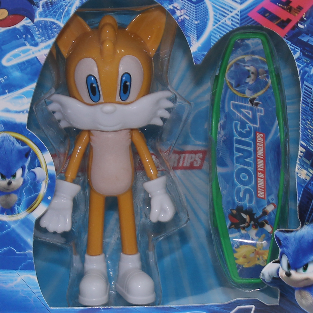 Sonic 4 Action Figure with Skateboard – Yellow