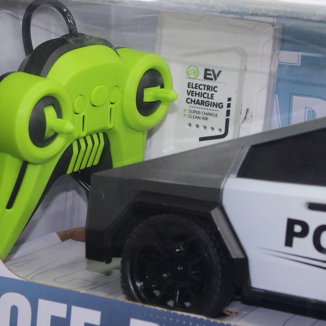 Police Off-Road 1:14 Scale Remote Control Toy Car