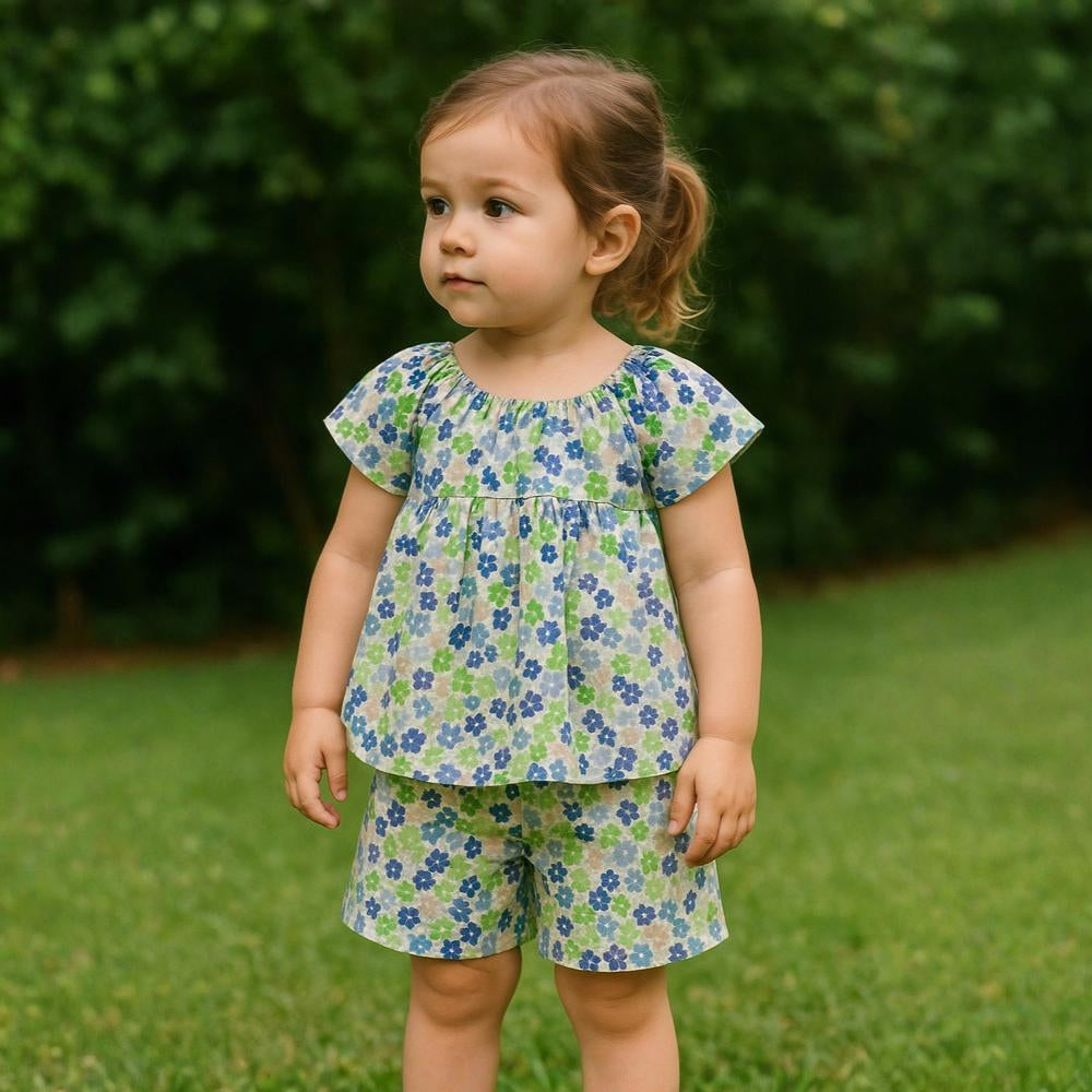 Girls 2-Piece Outfit Set - Fun Floral Print