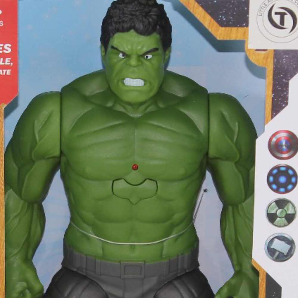 Marvel Avengers Hulk Action Figure (Light & Sound)