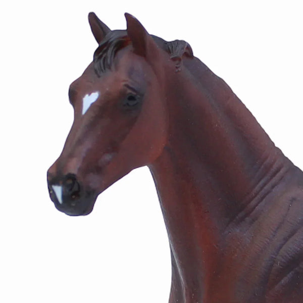 مجسم حصان هانوفر ستاليون باي من CollectA
