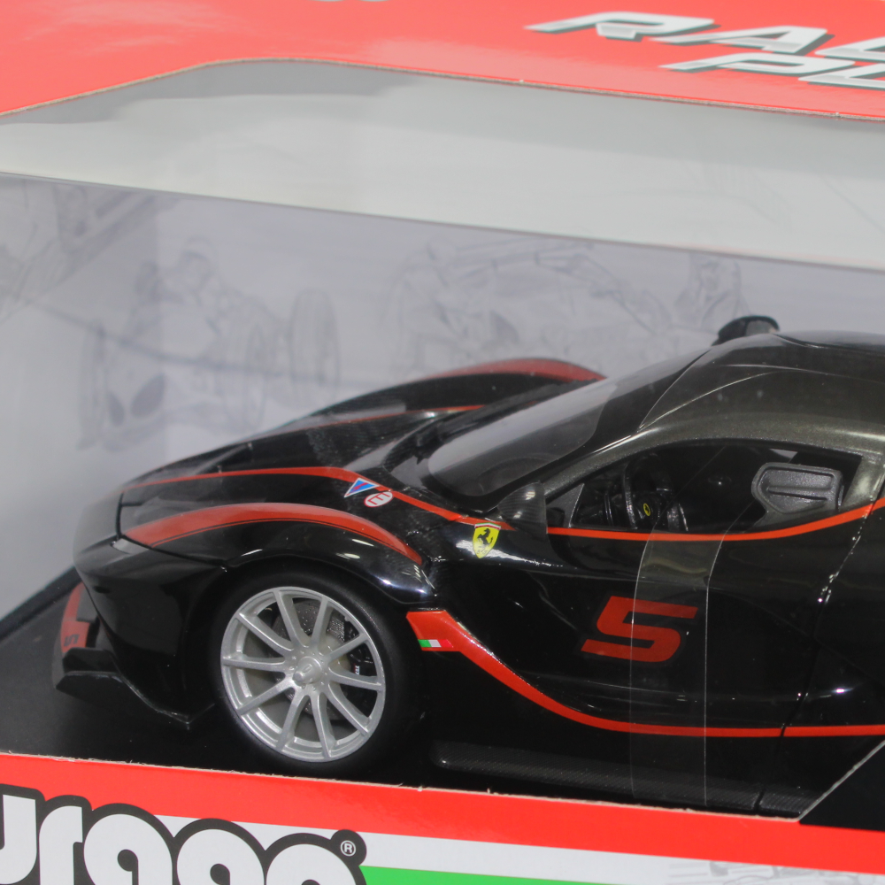 Bburago Ferrari R&P FXX K Die-Cast Car – 1:18 Scale