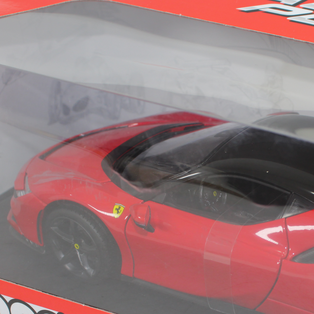 Bburago 1:18 Scale Ferrari R&P SF90 Stradale