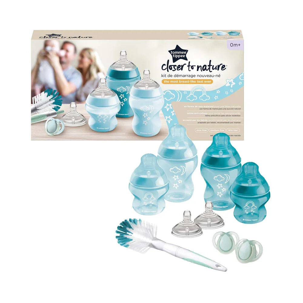 Tommee Tippee Bottle Starter Kit – Blue - Baby Essentials