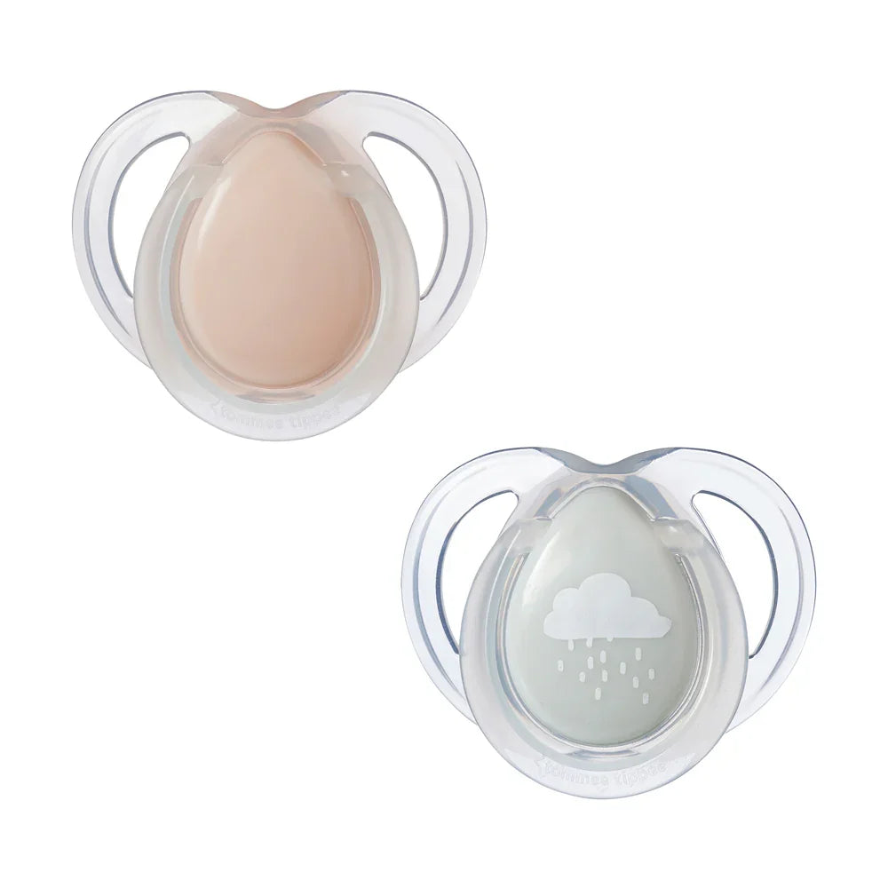 Tommee Tippee Night Time Soothers (0-6m) - 2Pcs
