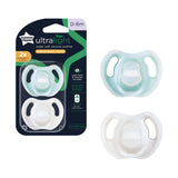 Tommee Tippee Ultra-Light Soothers (0-6M) – Pack of 2