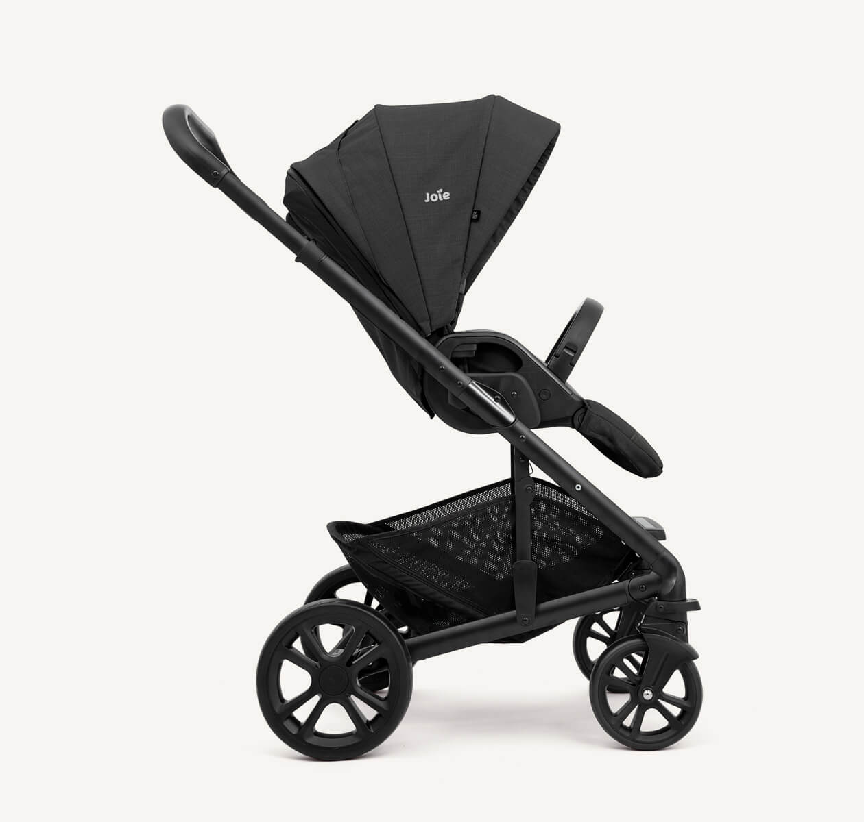 Chrome 4-in-1 Reversible Pram – Smart Versatility Meets Effortless Style
