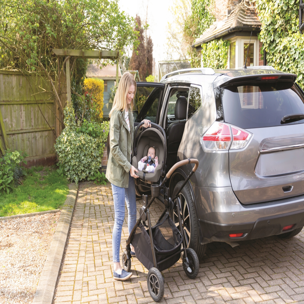 Joie i-Snug 2 Lightweight Baby Car Seat – Rearward Facing