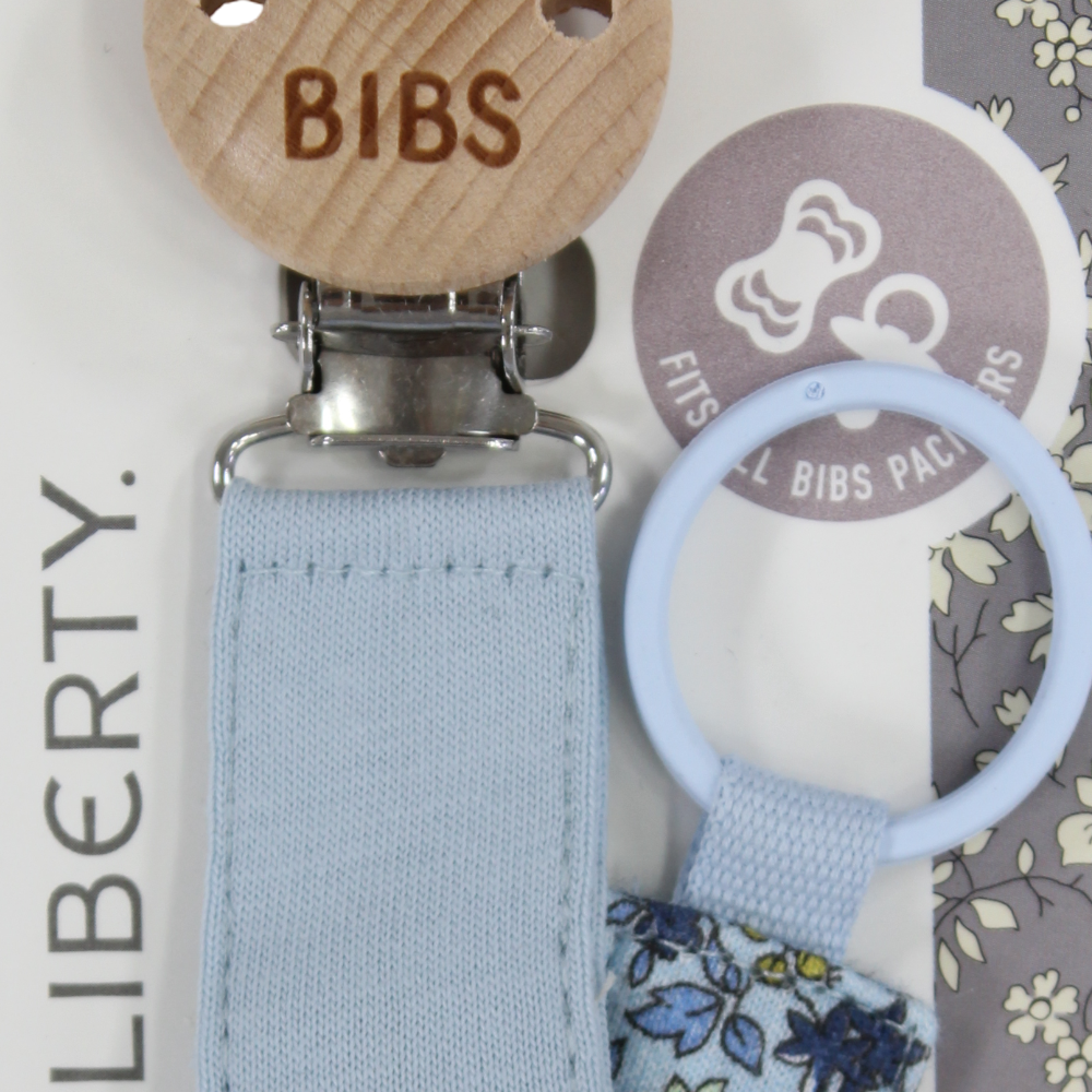 حامل لهاية BIBS x ليبرتي - تصميم Chamomile Lawn باللون الأزرق الفاتح