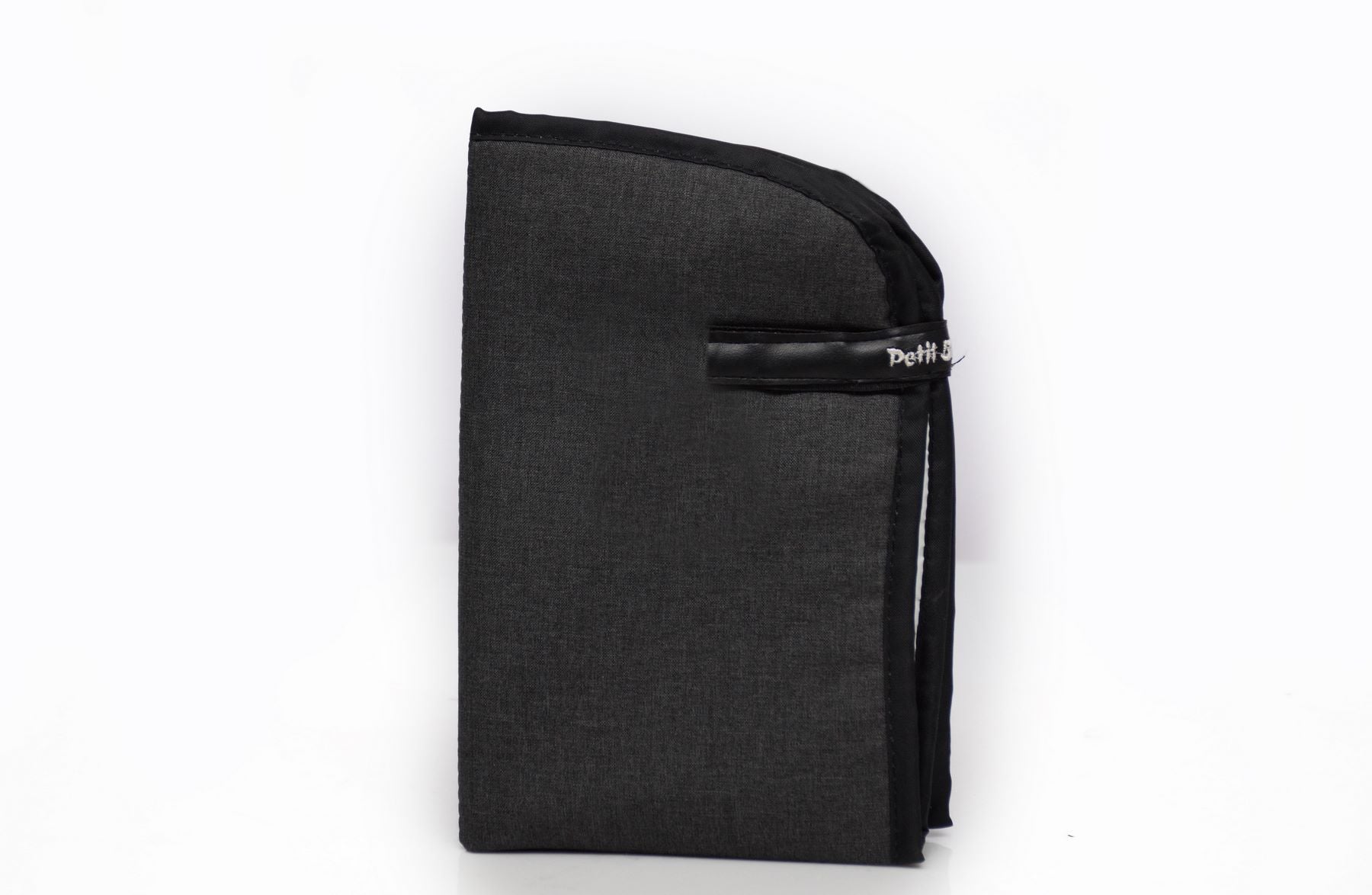Petit Bebe Baby Diaper Bag Premium – Black & Black