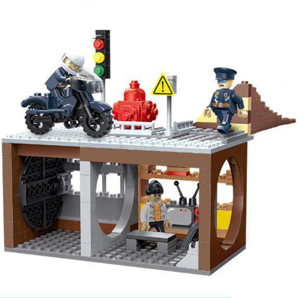 Cogo Town Police Force Transport Building Block Set – 222 Pcs