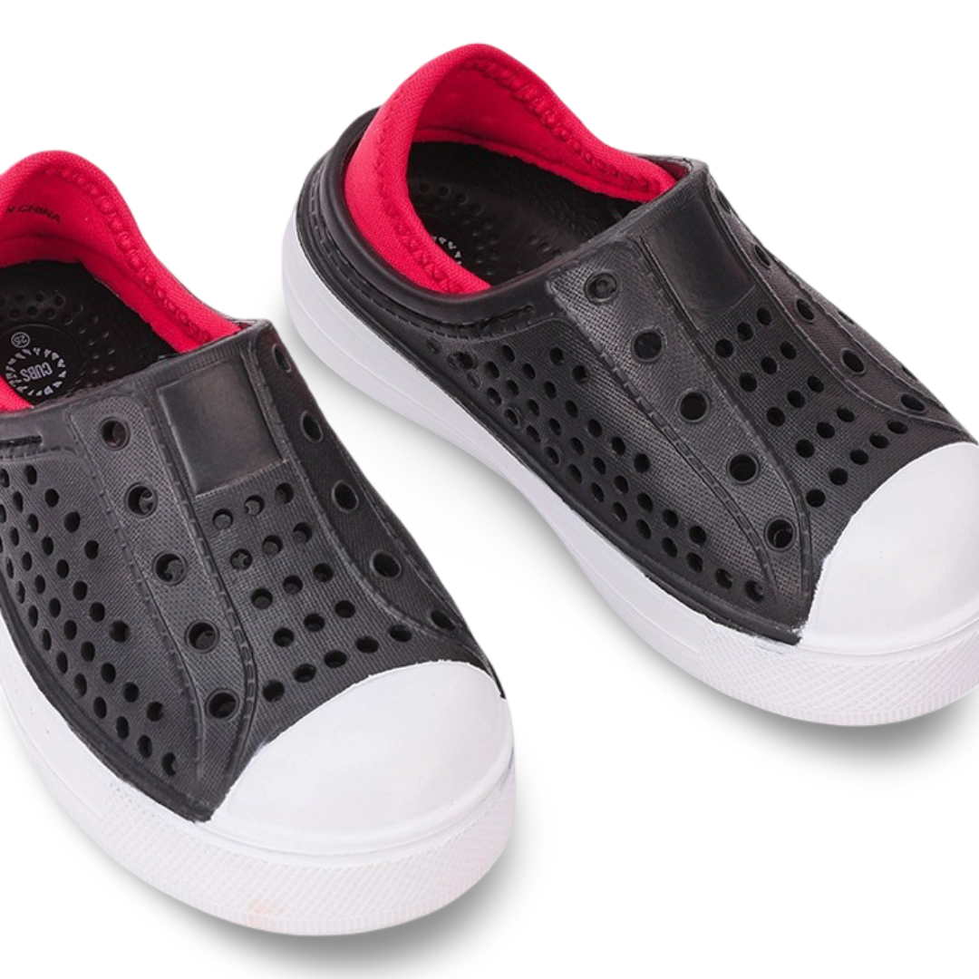 Unisex Rubber Sneakers – Black Slip-on Sneaker