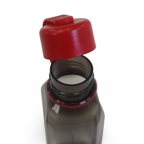 M-Design Square Bottle with Strap 650ml – Black