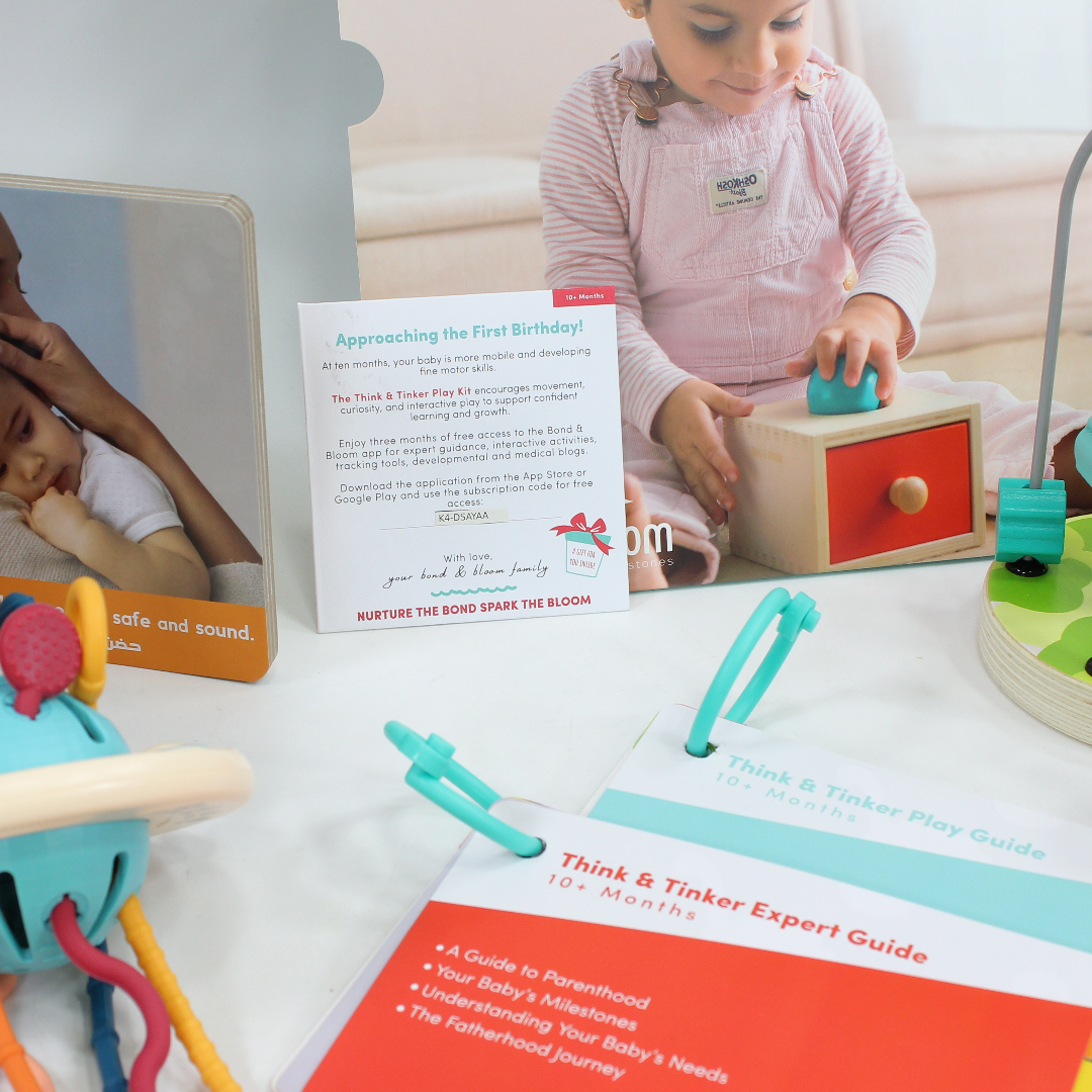 Bond & Bloom "Think & Tinker Play Kit" 10-12m