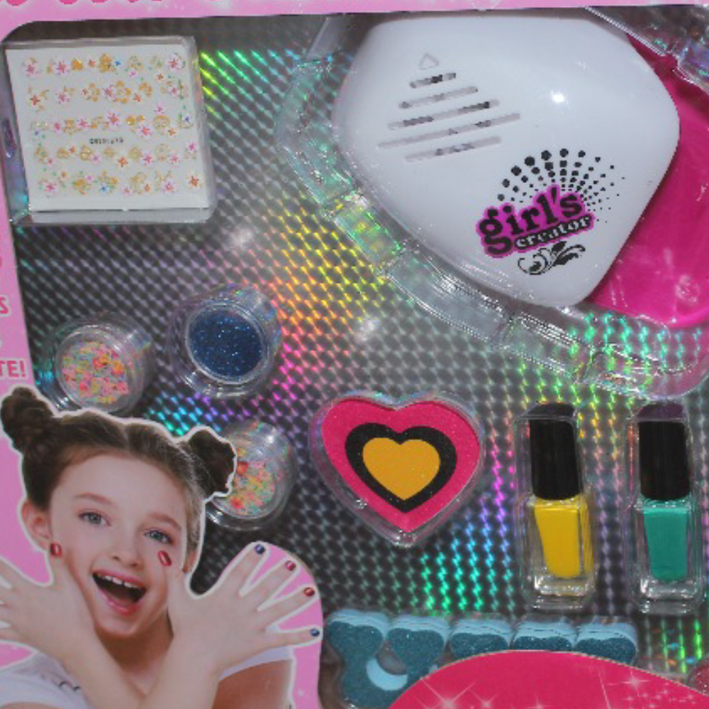 Girls Fashion Nail Art Studio