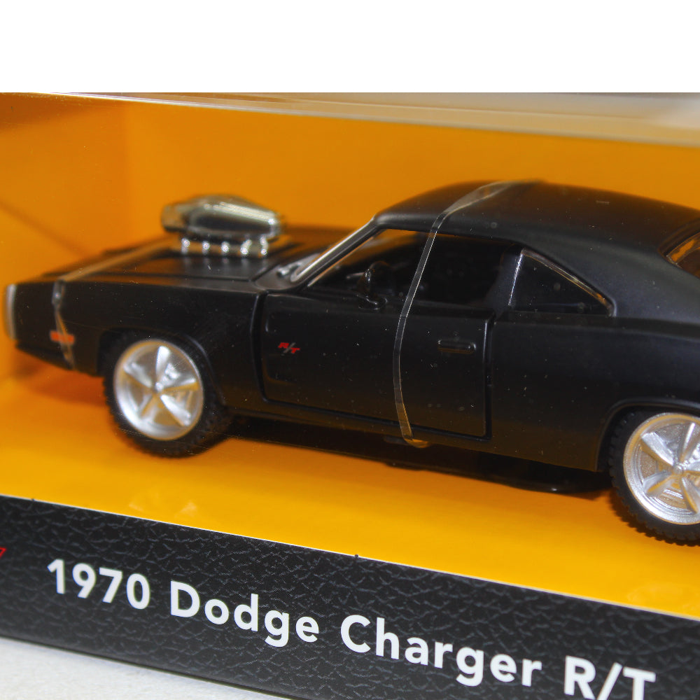 Rastar Die-Cast 1970 Dodge Charger R/T with Engine – 1:36 Scale Model Car (Black)