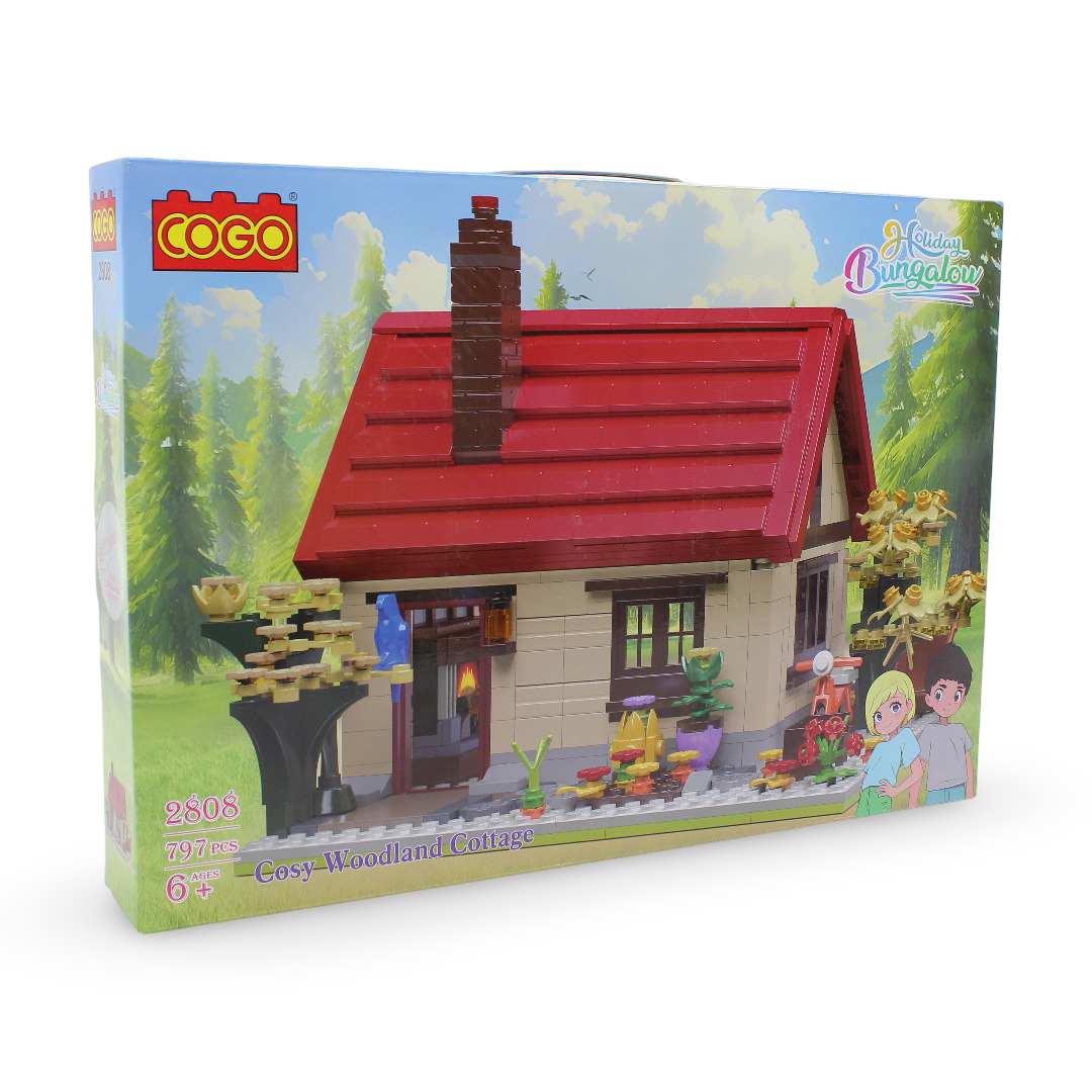 Cogo Holiday Bungalow Cosy Woodland Cottage Building Block Set – 797Pcs