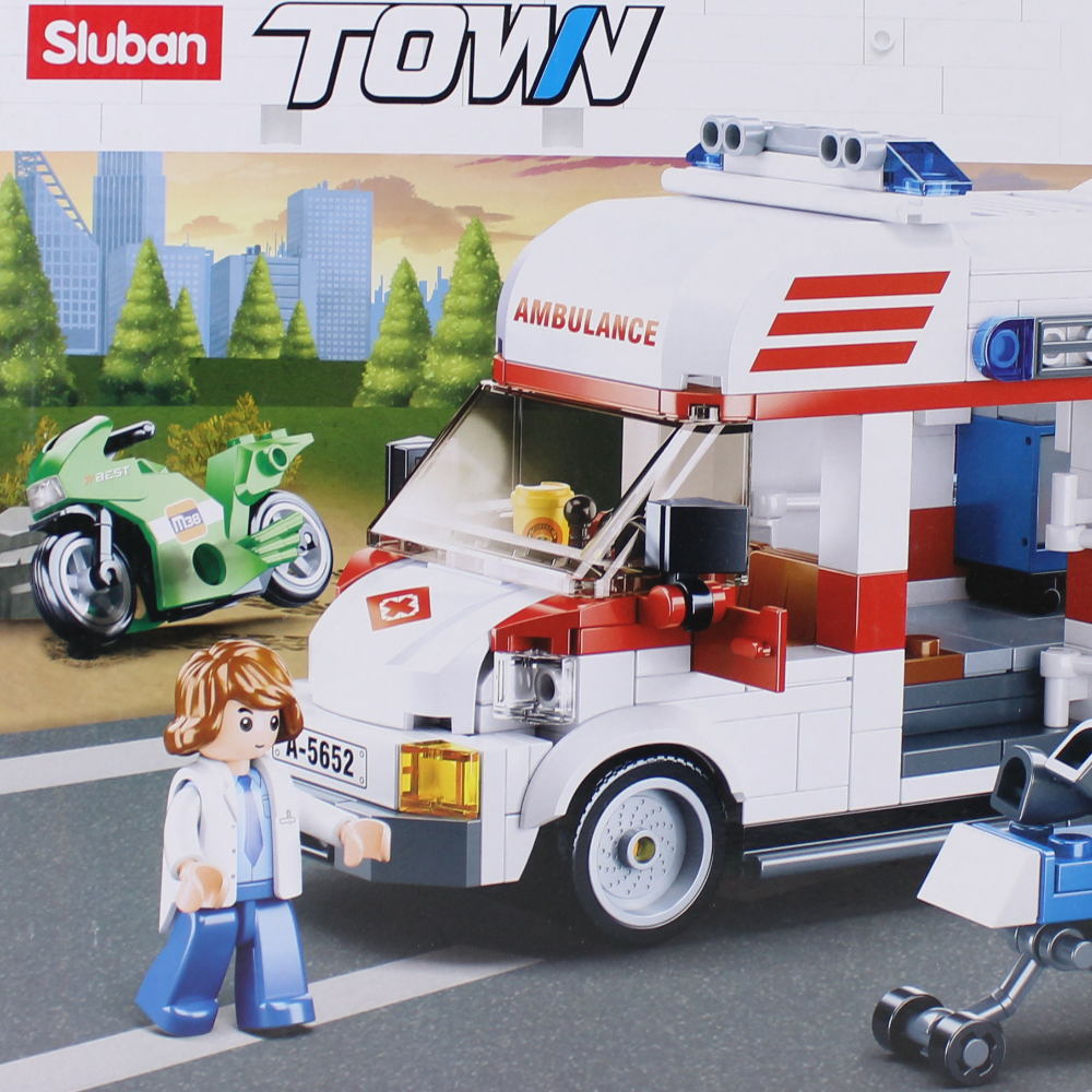 Sluban Town Ambulance Bricks Set - 328Pcs