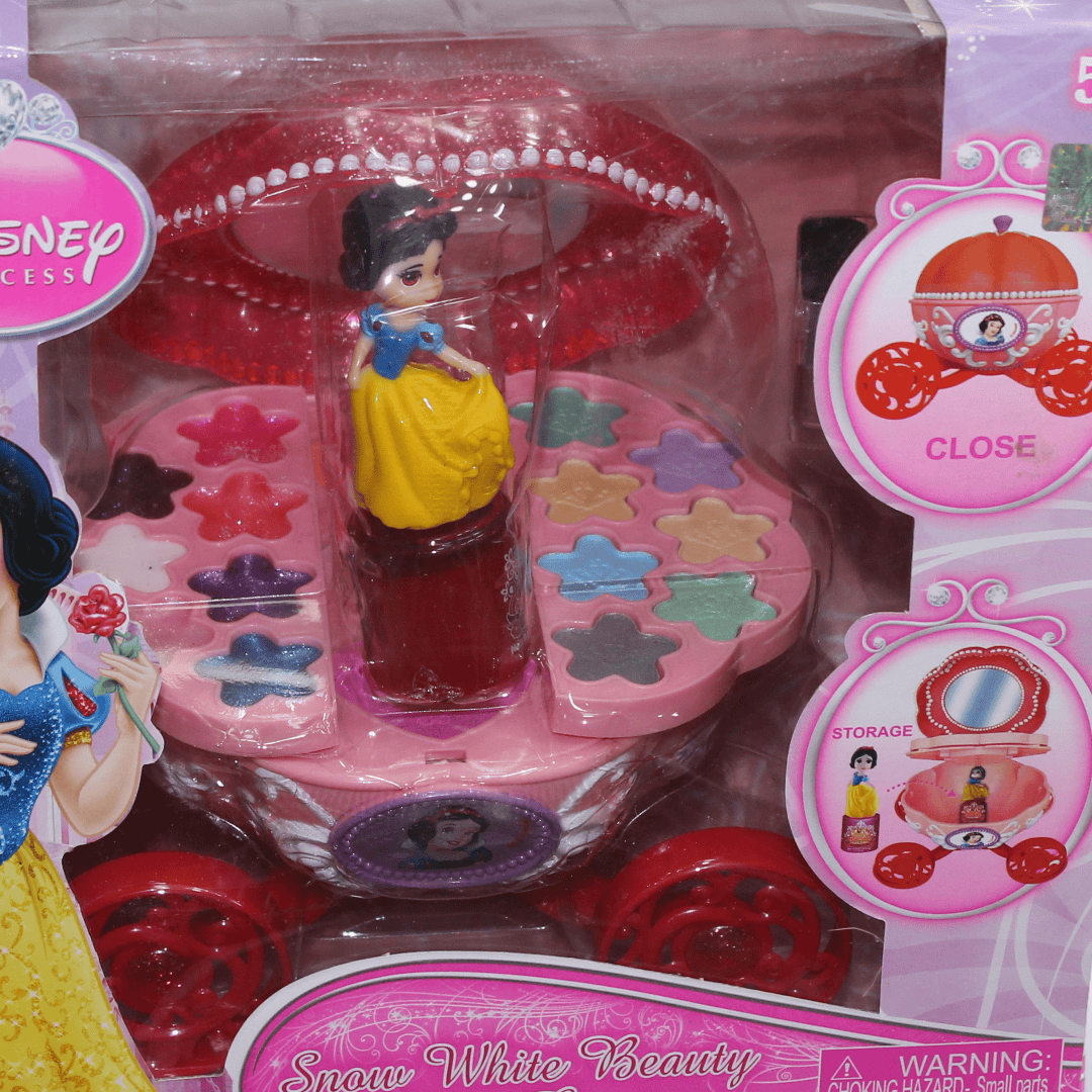 Princess Snow White Beauty Makeup Carriage Storage Set