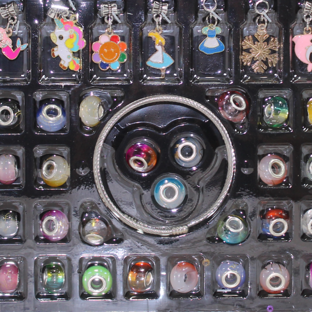 Handheld Make-Up & Jewelry Gift Box