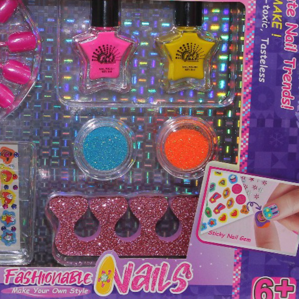مجموعة إكسسوارات الأظافر الفنية للأظافر العصرية من Girl’s DIY