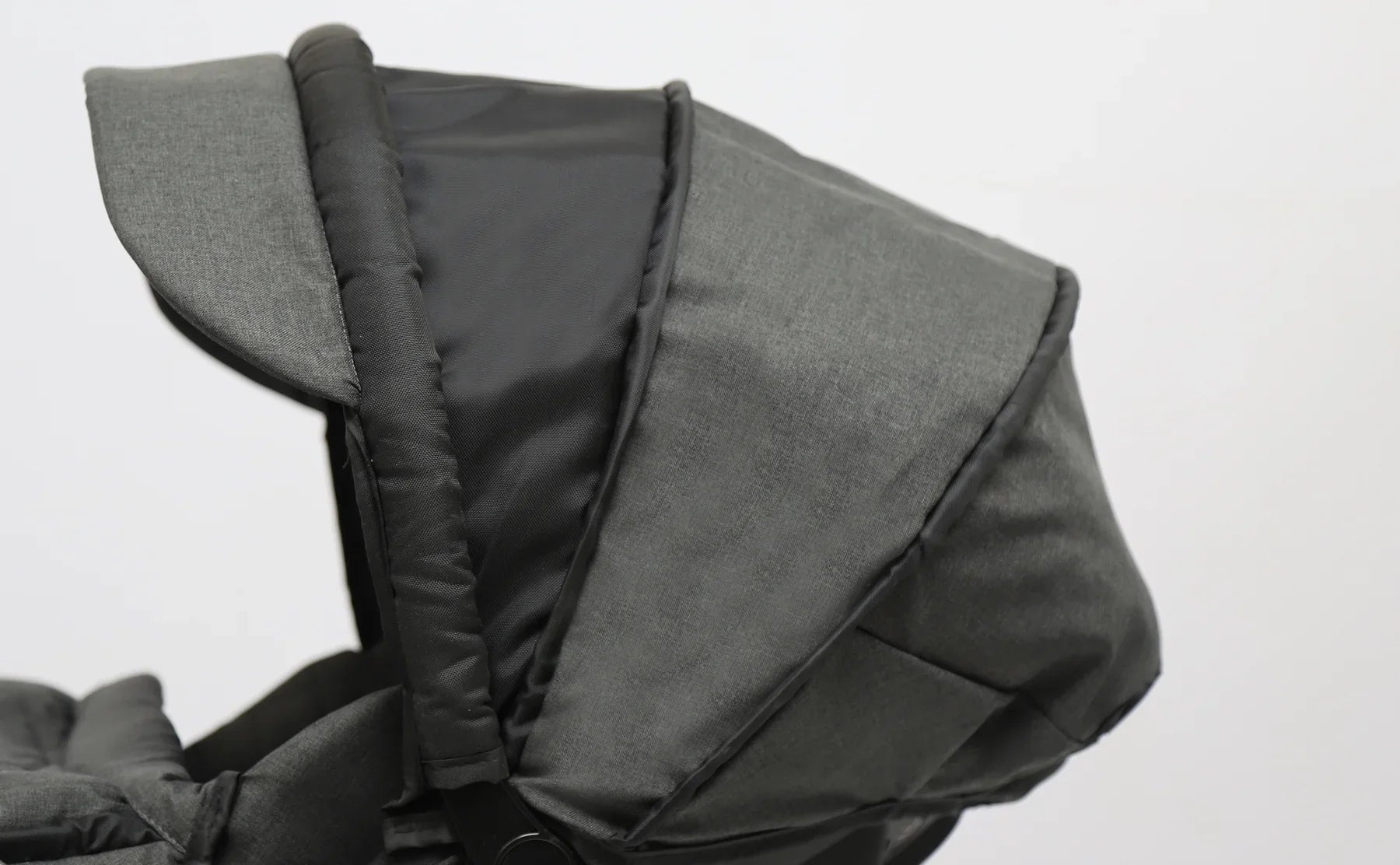 Petit Bebe Premium Baby Car Seat – Black