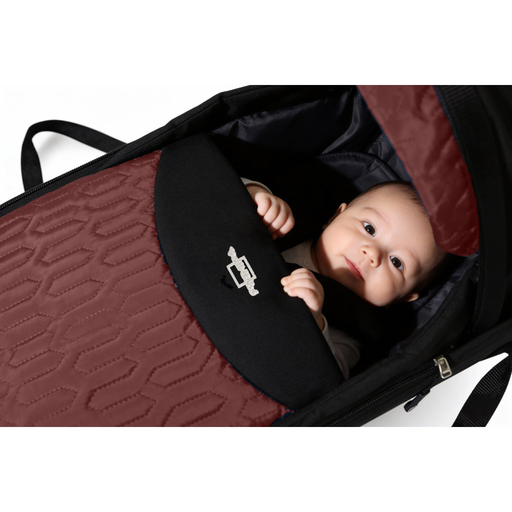 Petit Bebe Carry Cot Allure 0-12m – Burgundy