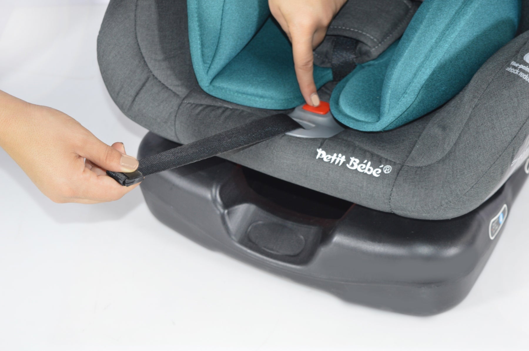 Petit Bebe 4-in-1 Car Seat – Versatile Comfort and Safety for Kids Up to 5 Years