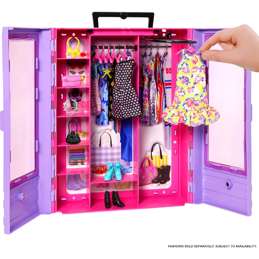 Barbie Fashionistas Ultimate Closet with 6 Hangers