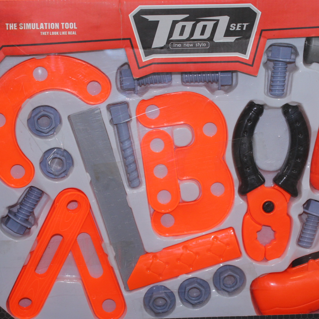 "Tool Set" Simulation Toy