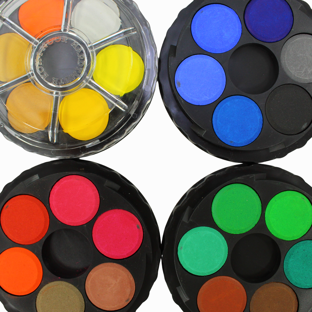 Watercolor Paint Set – 24 Colors