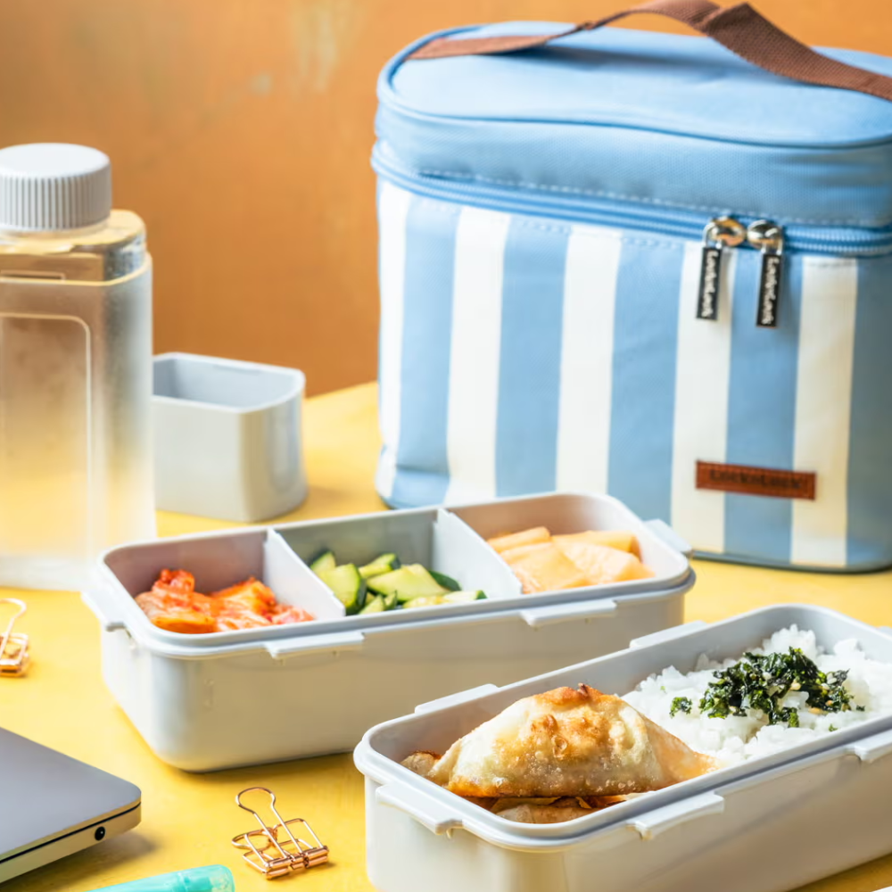 Lock n' Lock Lunch Box with a Lunch Bag – White & Blue