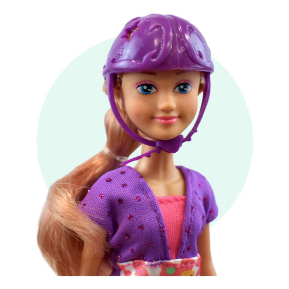 Defa Lucy Sisters Skating