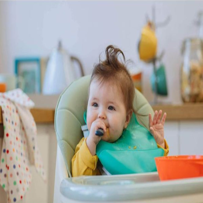 Self Feeding Spoons, Assorted Colors +4m